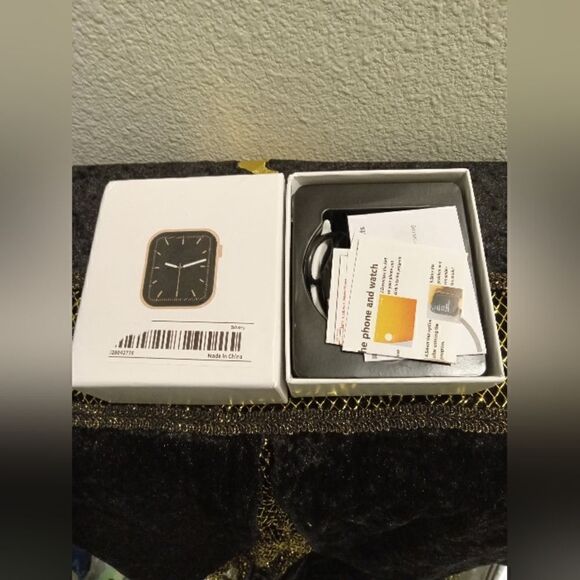 GT105 Smart Watch with GPS, Bluetooth, and Heart Rate MonitorThis is a brand n - Picture 4 of 7